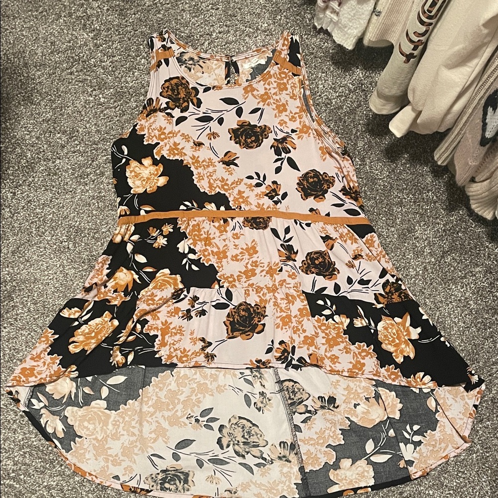Floral Sleeveless Tunic